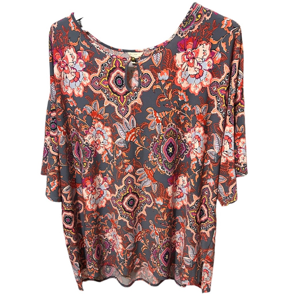 Est 1945 women’s floral blouse size 18-20